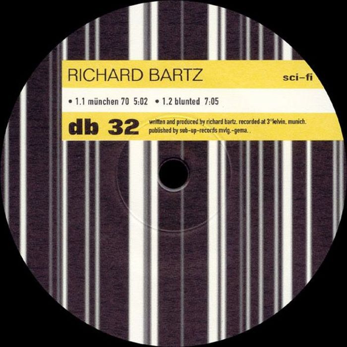 Scifi by Richard Bartz on MP3, WAV, FLAC, AIFF & ALAC at Juno Download
