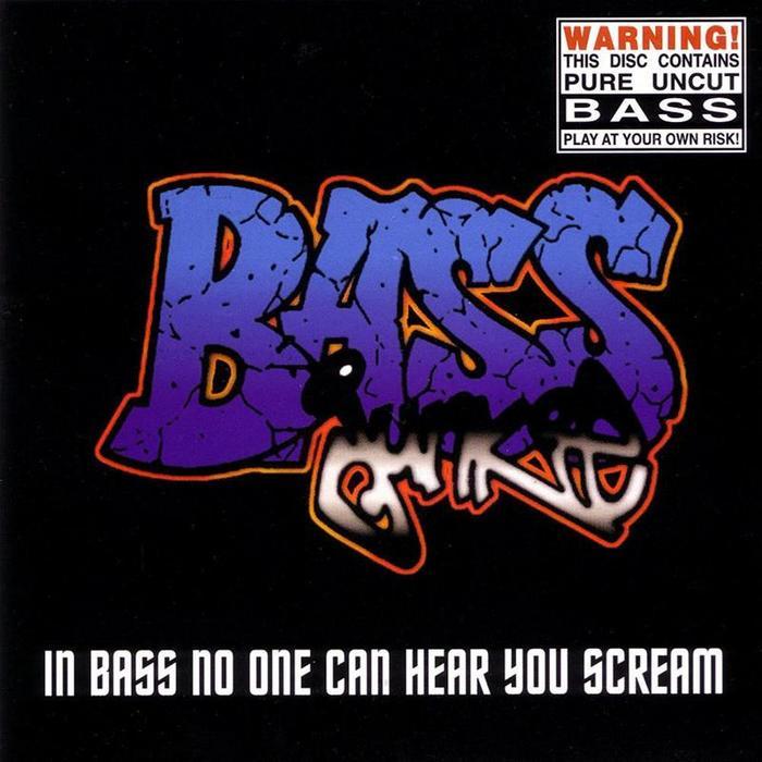 BASS JUNKIE - In Bass No One Can Hear You Scream