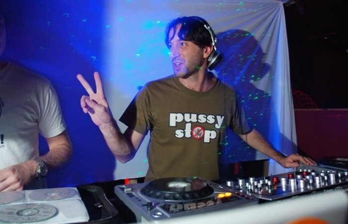 DJ PURPLE RABBIT - Phazers To Stun EP