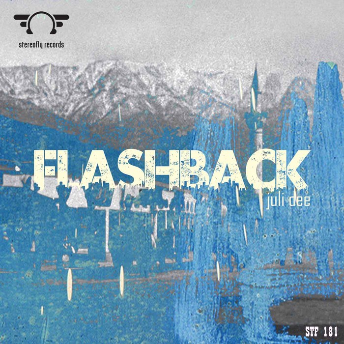 DEE, Juli - Flashback