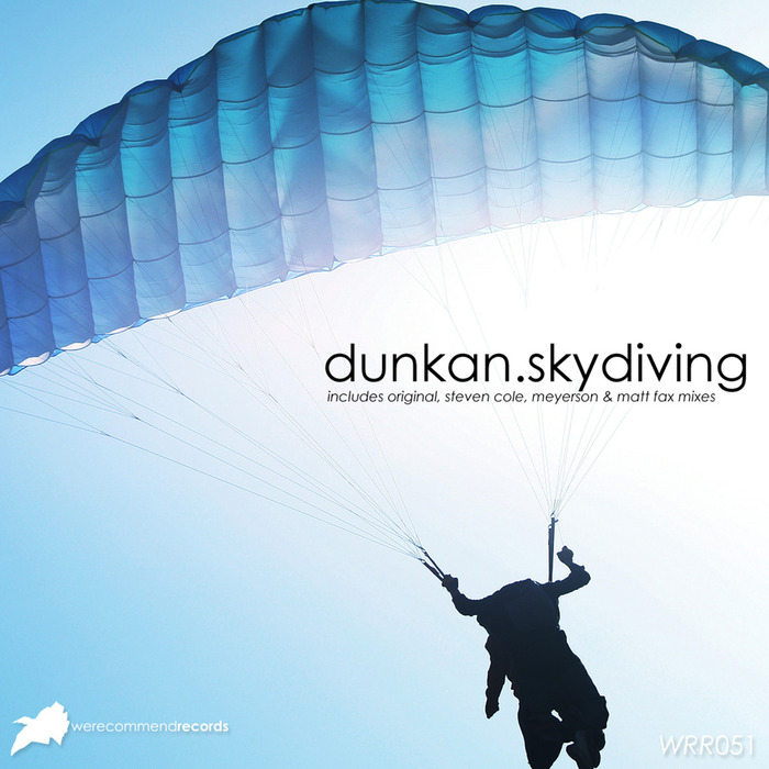 DUNKAN - Skydiving