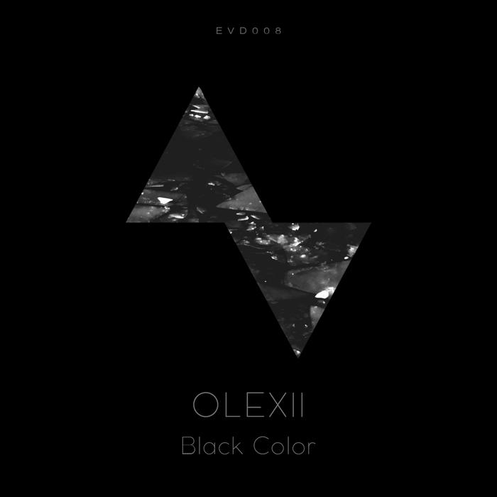 OLEXII - Black Color