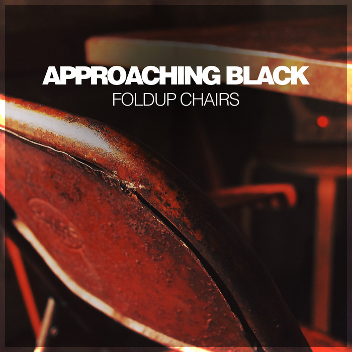 APPROACHING BLACK - Foldup Chairs
