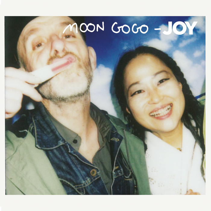 MOON GOGO - Joy