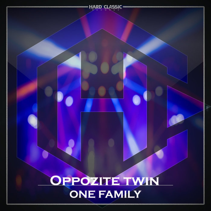 OPPOZITE TWIN - One Family