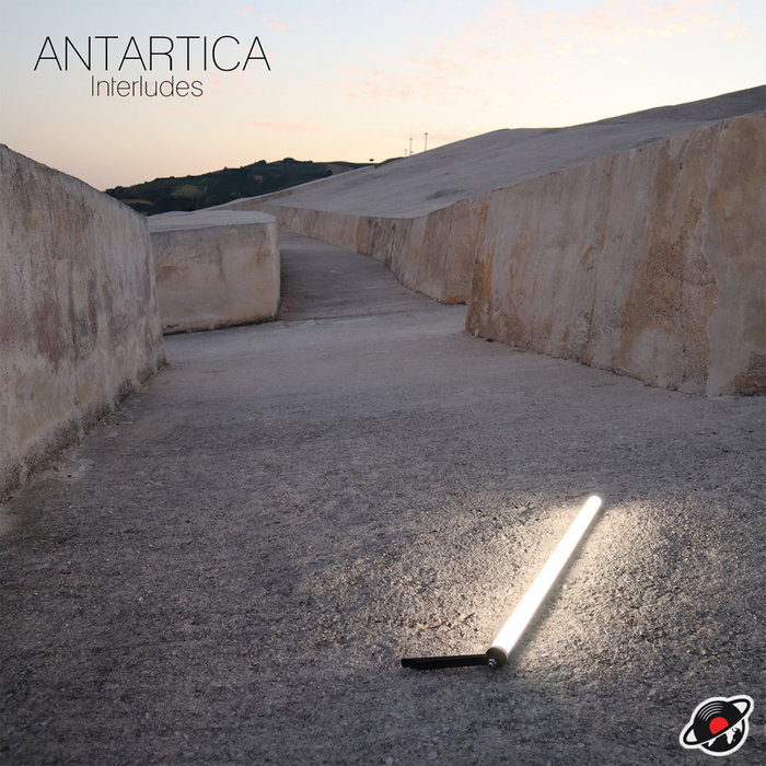 ANTARTICA (ITALY) - Interludes